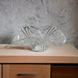 Vintage Mikasa Parisian Ivy Handkerchief Bowl